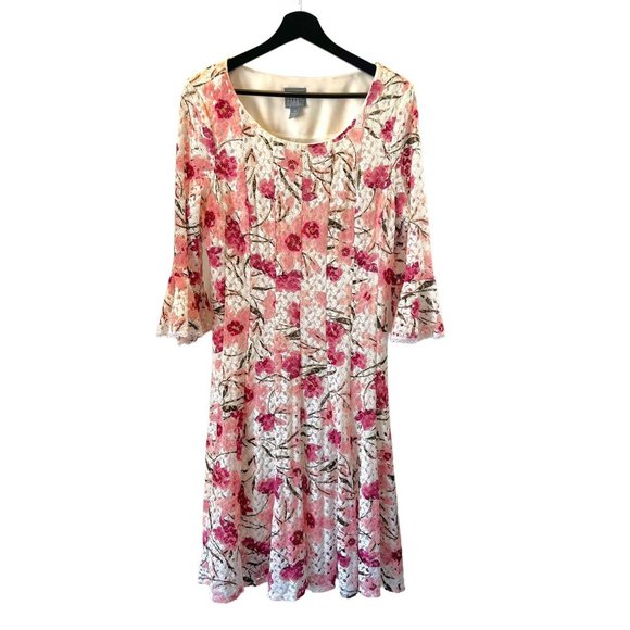Rabbit Rabbit Rabbit Pink White Crochet Floral Long Sleeve Midi Dress 16